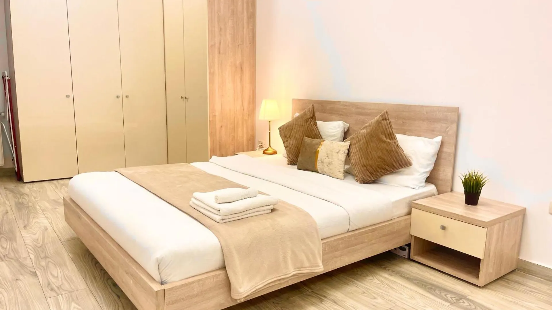 Apartament Central Adress Ad8 Bucureşti