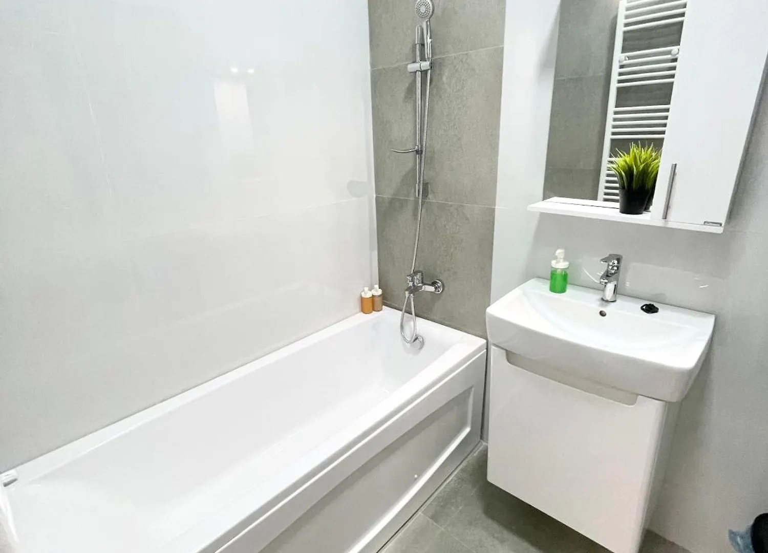 Apartment Central Adress Ad8 Bucharest